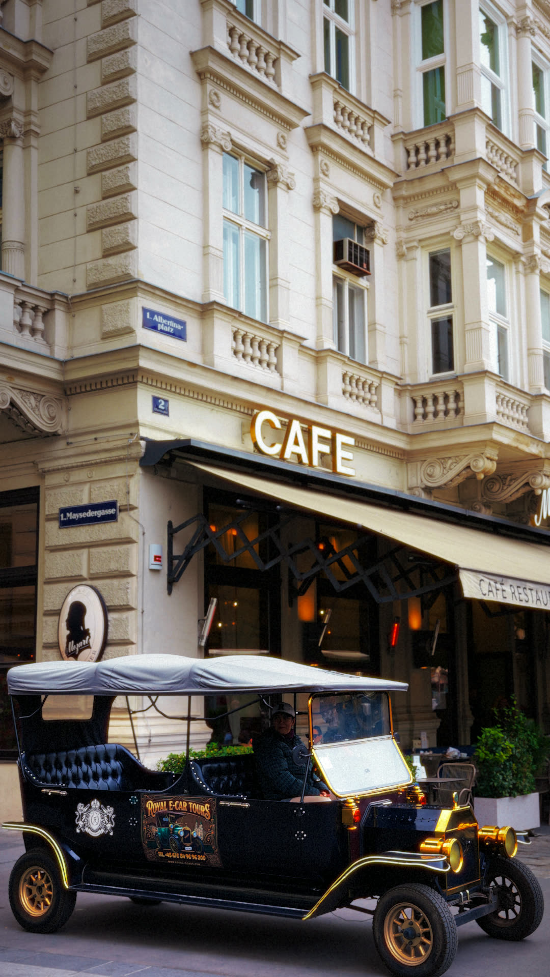 The Aesthetic Layover, Vienna, Austria: photo 9